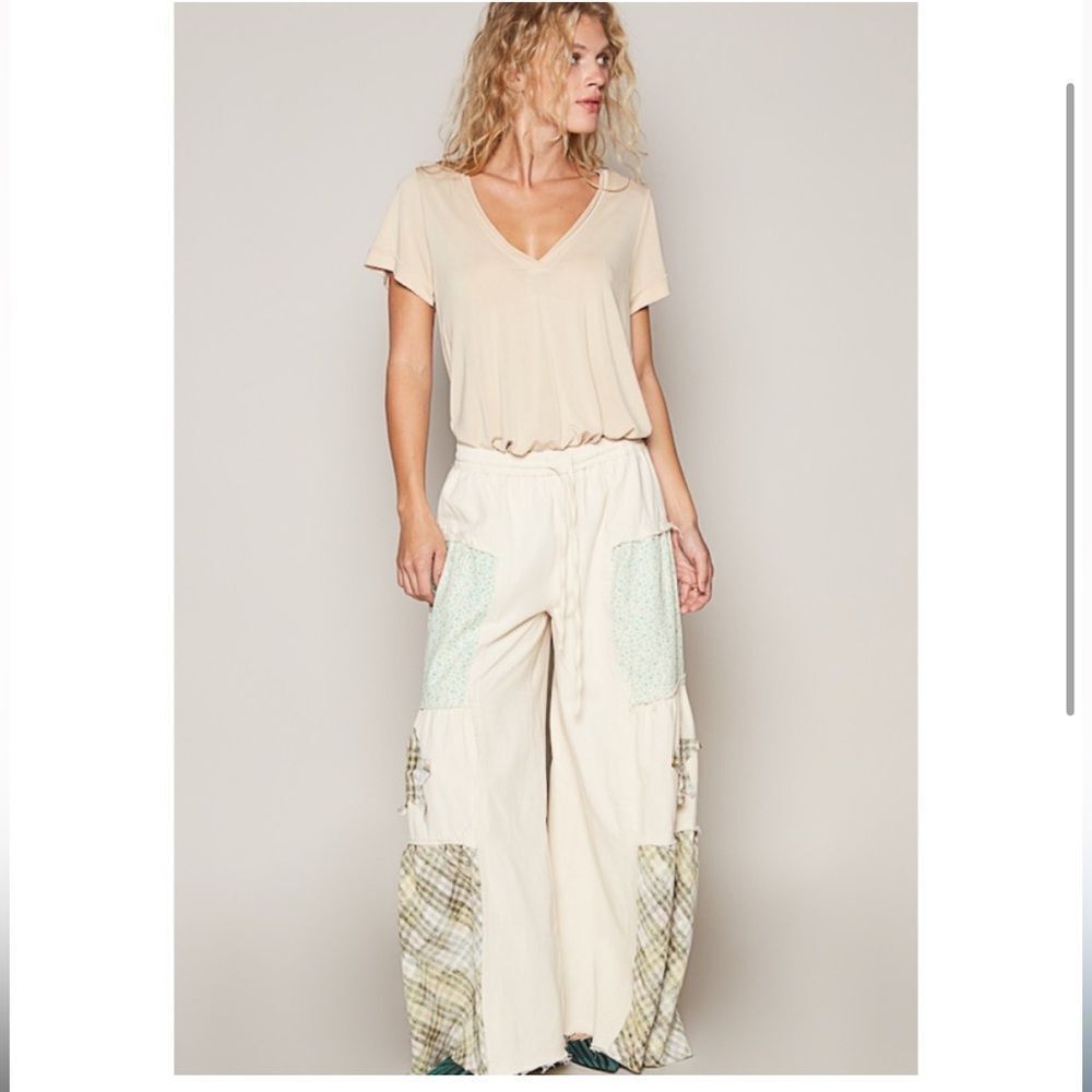 New POL “The Brielle" Oatmilk Wide Leg Plaid Star Pants Jeans - Picture 3 of 4
